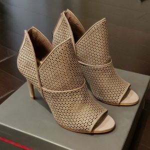 Vince Camuto open toe bootie, New in box